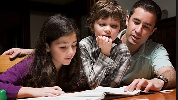 Top Scholarships for Single Parents