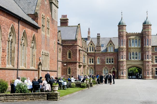 Top Schools to Study in England
