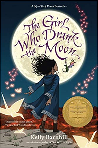 The Girl Who Drank the Moon (Winner of the 2017 Newbery Medal) 
