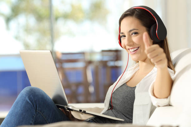 Best Podcasts for College Students