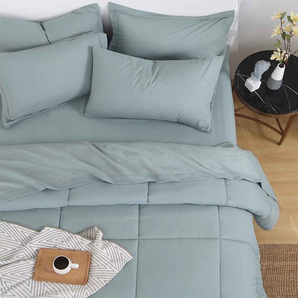 EMME Comforter Set for Dorms with Microfiber Goose