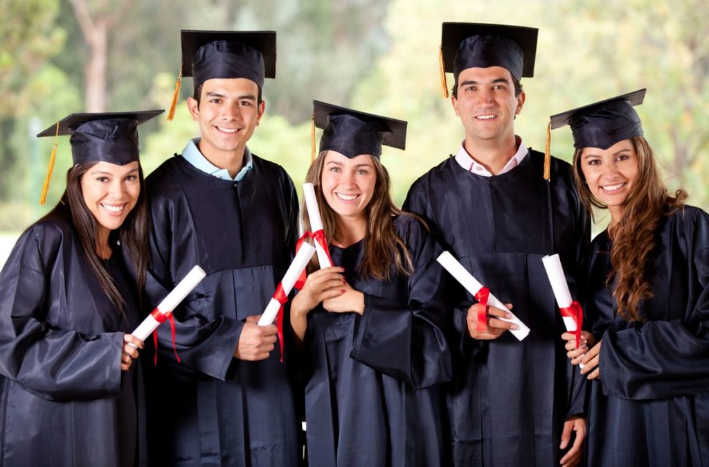 Top 10 Scholarships for Future Educators